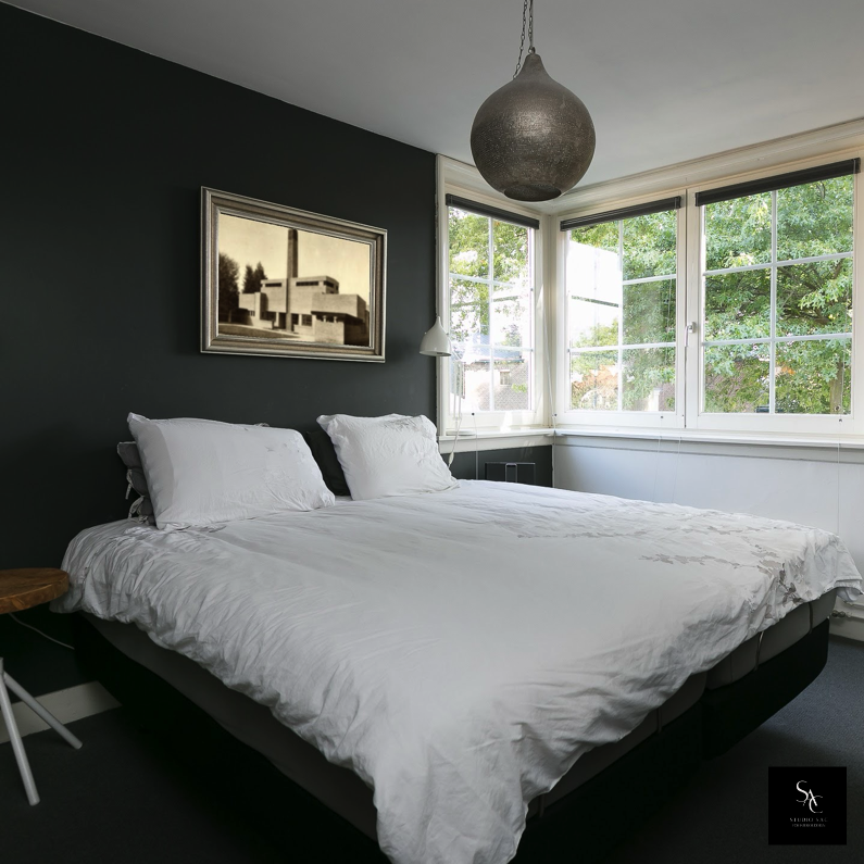 Omslag Hilversum bedroom.png
